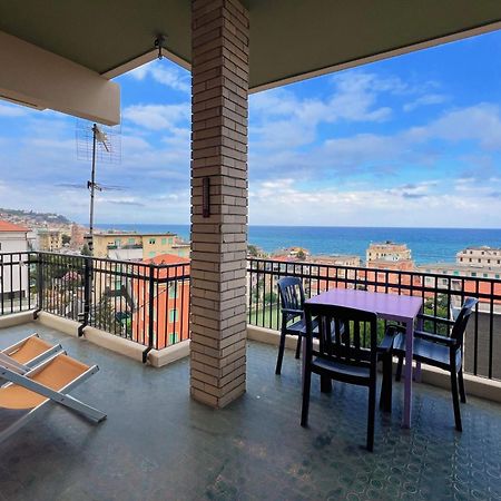 Ampio Appartamento Con Vista Varazze Buitenkant foto